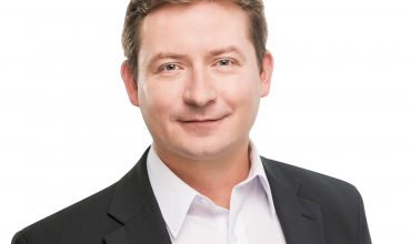 Čítanosť Svetlo Sveta v októbri presiahla 450 000. Darius Hatok sa stal novým raditeľom projektu.