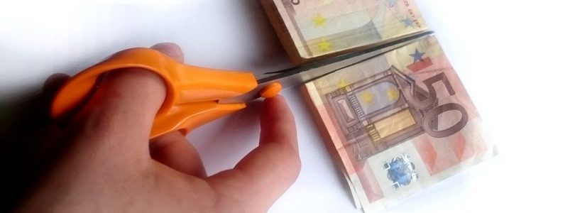 Štáty idú obmedzovať slobodu ľuďom, útokom na peňažnú hotovosť