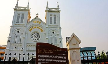 Exkomunikovaní biskupi komunistickej cirkvi idú na čelo Cirkvi v Číne. Miestny kardinál hovoril o zrade.