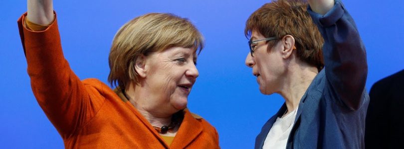 Chce katolíckej cirkvi prikázať kvóty pre ženy a teraz mieri na čelo CDU