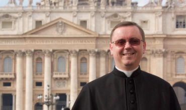 Katolícka cirkev na Slovensku kritizuje “ideologickú kolonizáciu” EÚ