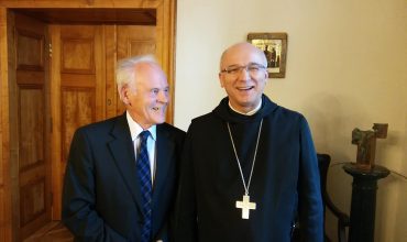 Blog Jozefa Mikloška: Návšteva benediktínov v Panonhalme