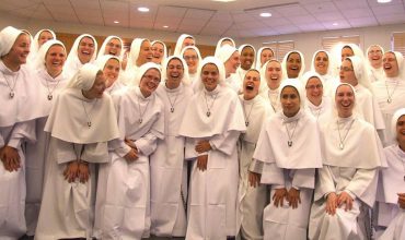 Trump vzdá celonárodnú úctu sestrám dominikánkam