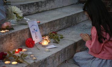 Vo Francúzsku bolo za dva týždne vyplnienených 10 kostolov a zničená Eucharistia