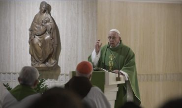 Pápež v marci vyzýva modliť sa za prenasledovaných kresťanov