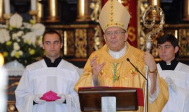 Biskup trnavskej arcidiecézy Ján Orosch sa postavil na stranu Mariána Kuffu