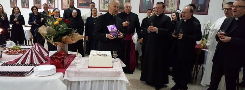 Kardinál Jozef Tomko oslavuje 95. narodeniny a 70 rokov kňazstva.