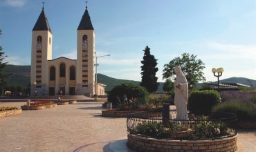 Medžugorie navšívi ročne 3 milióny pútnikov