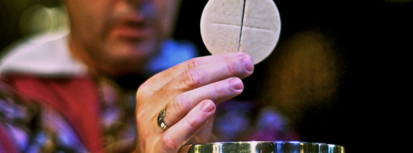 Ako dlho je po prijatí Eucharistie prítomný Kristus v človeku?