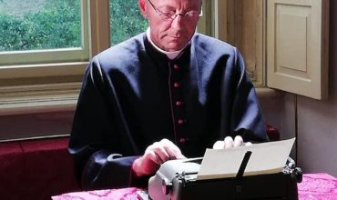 Taliani natočili film o biskupovi J. Vojtaššákovi, uvedú ho v Benátkach