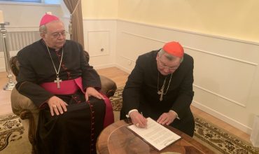 Spoločné vyhlásenie Jeho Eminencie kardinála Raymonda Lea Burkehoa Jeho Excelencie Mons. Jána Oroscha