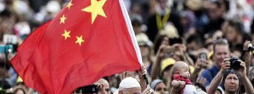 Vydanie komunistickej Biblie, kde Ježiš kameňuje hriešnicu je výsmechom politiky Vatikánu voči Číne