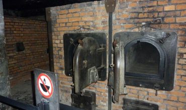 75 výročie oslobodenia Osvienčimu. Kuffa: Zavrime aj dnešné Osvienčimy, kde zabíjame deti!