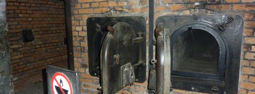 75 výročie oslobodenia Osvienčimu. Kuffa: Zavrime aj dnešné Osvienčimy, kde zabíjame deti!