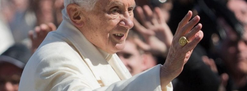 Benedikt XVI: Za potratmi a genderizmom je Antikrist