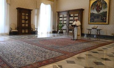 Pápež vyzval kresťanov spojiť sa 25. marca v modlitbe Otče náš