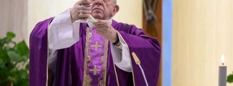 Modliť sa s obnaženou dušou – ranná homília v sobotu 21. marca