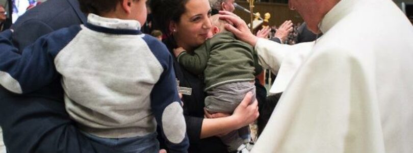 Svätý Otec František v júlovom úmysle pozýva k modlitbe za rodiny