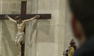 Na sviatok Sedembolestnej sa u nás začína 40-dňová pôstna reťaz za kňazov