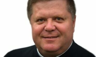 ZA NOVÉHO POMOCNÉHO BISKUPA NITRIANSKEJ DIECÉZY PÁPEŽ FRANTIŠEK VYMENOVAL VDP. PETRA BEŇA