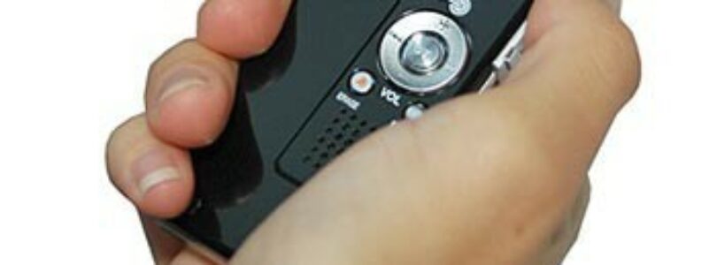 Používanie učebníc „Láske sa treba učiť“ je na území arcidiecézy i naďalej zakázané